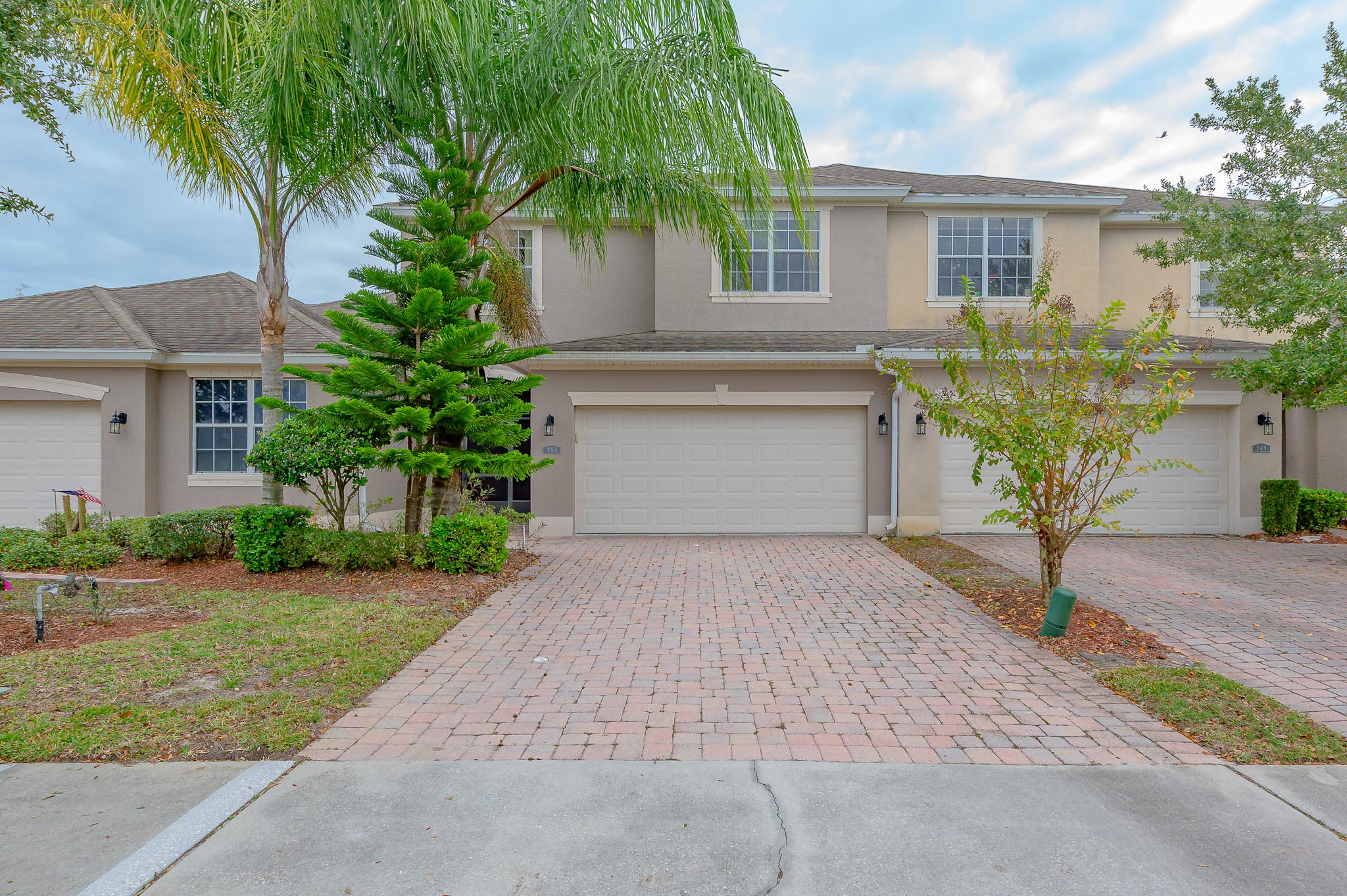 253 Catriona Drive